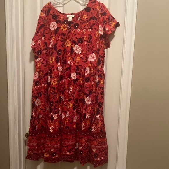 loralette Dresses & Skirts - Loralette Red Floral Dress